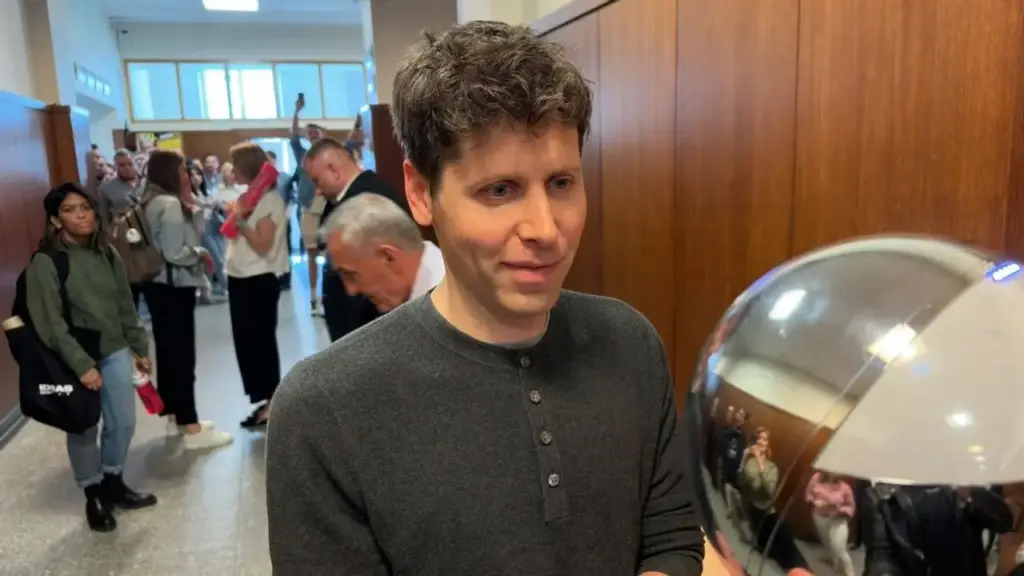 Sam Altman Digugat