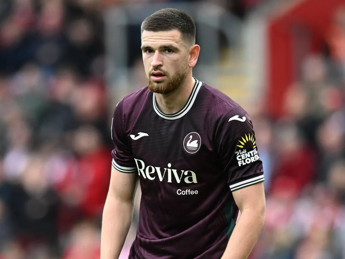 Angsa Siap Terkam Robins di Kandang Sendiri