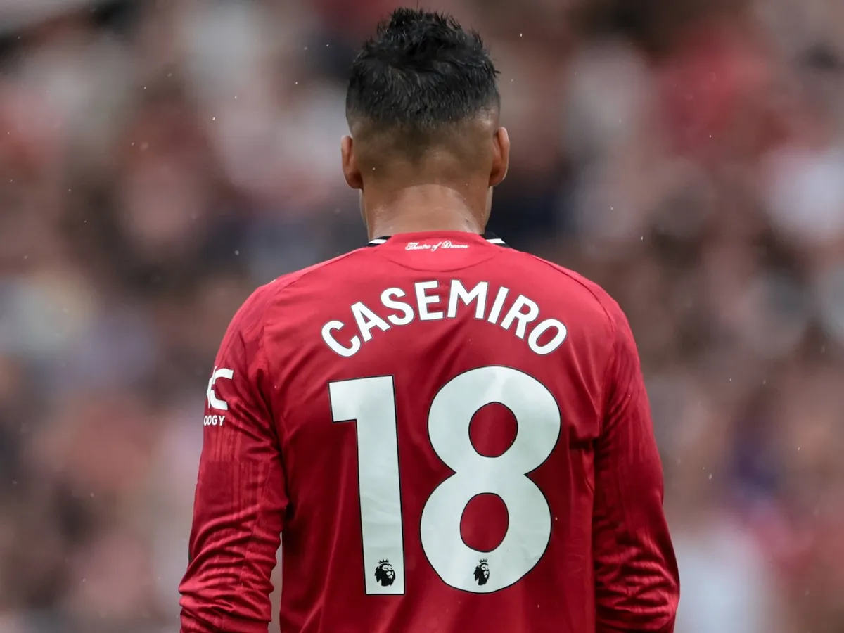 Man Utd Incar Gelandang Monster Pengganti Casemiro