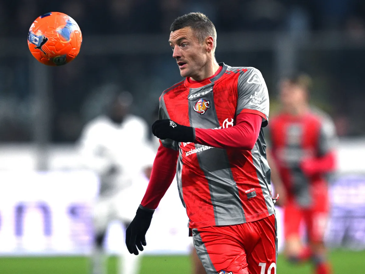 Pertarungan Sengit Cremonese Genoa di Zona Merah